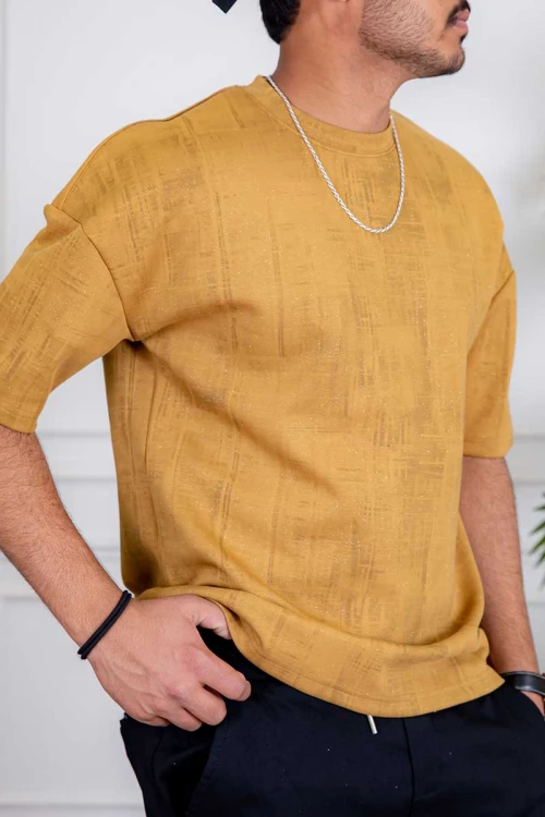 تيشيرت رجالي لون أصفر بياقة دائرية