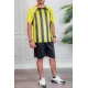 طقم رياضي رجالي قطعتين تيشيرت باللون الأصفر و الأسود و شورت باللون الأسود برباط في الخصر