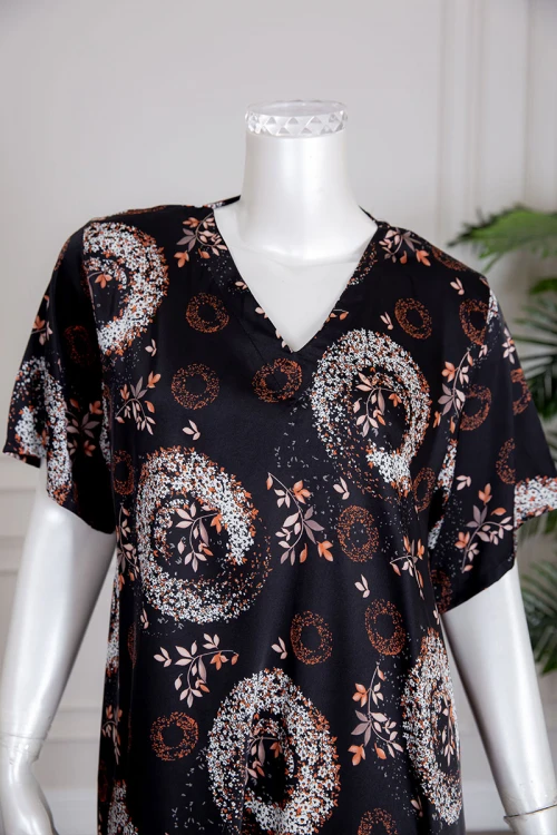 جلابية نسائية متعددة الألوان بياقة سبعة و أكمام قصيرة