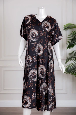 جلابية نسائية متعددة الألوان بياقة سبعة و أكمام قصيرة