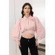 بلوزة نسائية لون وردي بياقة مطوية و أزرار و فوينكة من الأمام ذو أكمام فانوس