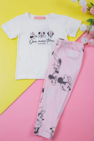 بيجامة بناتي قطعتين تيشيرت أبيض و بنطلون وردي طويل برسومات ميكي ماوس 