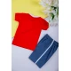 طقم ولادي قطعتين تيشيرت لون أحمر مزين بكتابات من الأمام مع شورت لون أزرق
