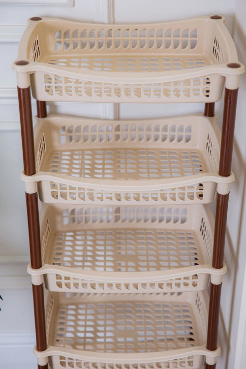 سلة خضار بلاستيك لون بيج مستطيلة 5 رفوف مخرمة