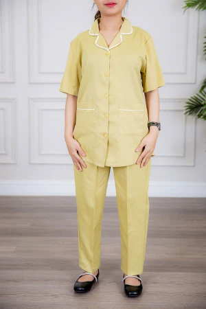 زي عاملة قطعتين متعددة الألوان بلوزة بياقة مطوية جيوب و أزرار من الأمام ذو أكمام ميدي و بنطلون طويل