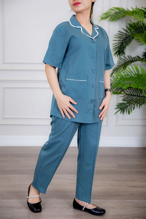 زي عاملة قطعتين متعددة الألوان بلوزة بياقة مطوية جيوب و أزرار من الأمام ذو أكمام ميدي و بنطلون طويل