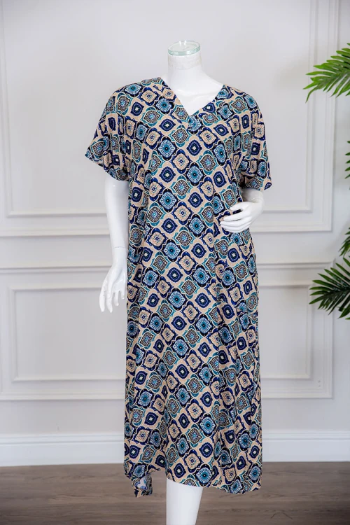 قميص نسائي ميدي بطبعات ملونة ياقة قصة سبعة ذو أكمام قصيرة