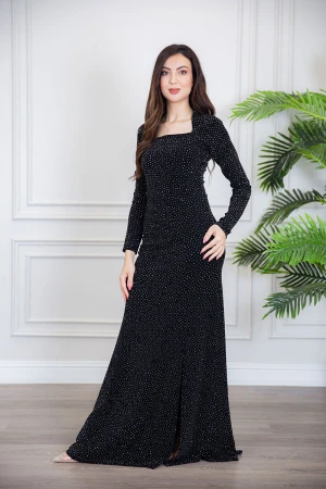 فستان سهرة نسائي طويل لون أسود ياقة مربعة مزين بفصوص ذو أكمام طويلة 