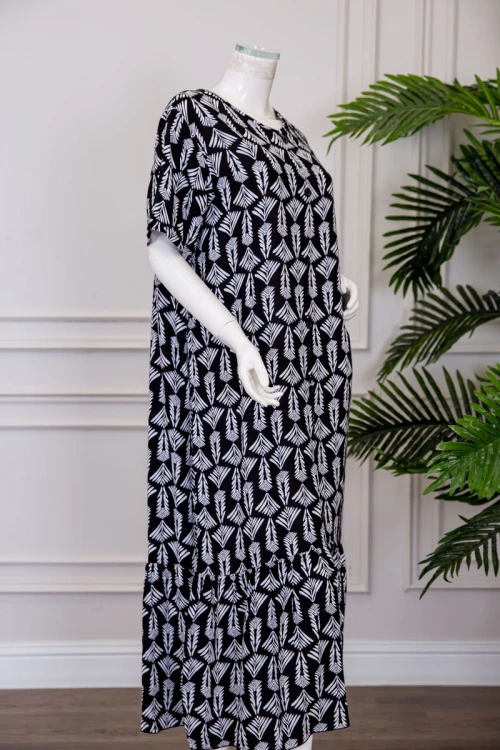 قميص نسائي طويل متعدد الألوان مشجر بياقة دائرية بأزرار من الأمام ذو أكمام قصيرة