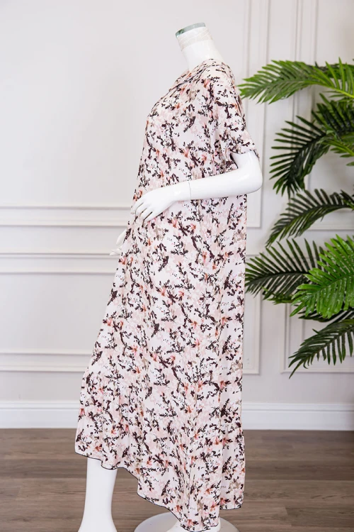 قميص نسائي ميدي لون بيج مشجر بياقة مطوية ذو أكمام قصيرة