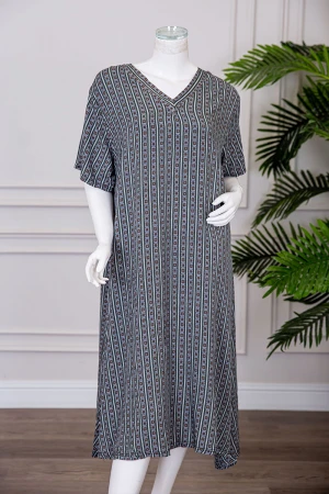 قميص نسائي ميدي مزين بزخارف ياقة قصة سبعة و بأكمام قصيرة