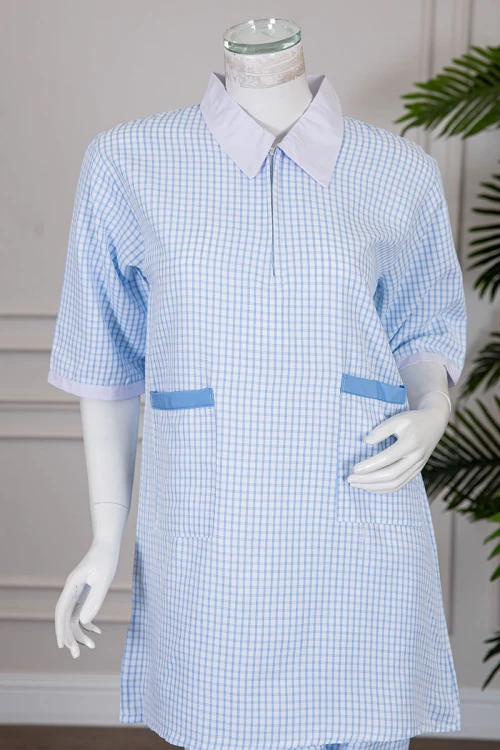 زي عاملة قطعتين متعدد الألوان بلوزة طويلة ياقة مطوية بسحاب و جيوب من الأمام و أكمام ميدي مع بنطلون طويل