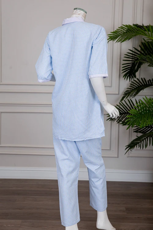 زي عاملة قطعتين متعدد الألوان بلوزة طويلة ياقة مطوية بسحاب و جيوب من الأمام و أكمام ميدي مع بنطلون طويل