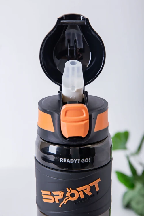 زمزمية مدرسية متعددة الألوان مزينة بكتابات من الأمام مشروب بارد بلاستيك شفاف