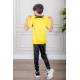 طقم ولادي رياضي قطعتين تيشيرت لون أصفر مقلم باللون الأسود و بنطلون طويل لون أسود مخطط باللون الأصفر من الجانبين و بزم من الأسفل