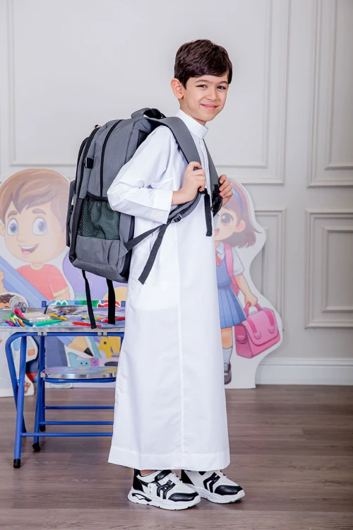 شنطة ظهر مدرسية ولادي متعددة الألوان بجيوب متعددة مع مقلمة