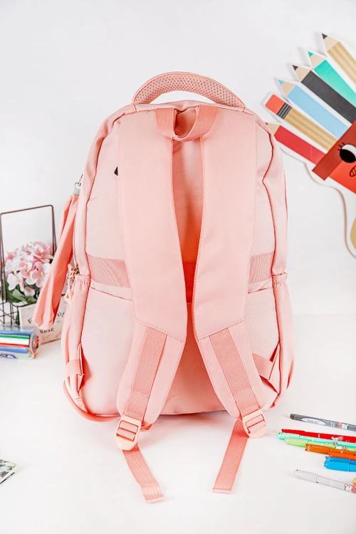شنطة ظهر مدرسية متعددة الألوان بجيوب متعددة مع مقلمة