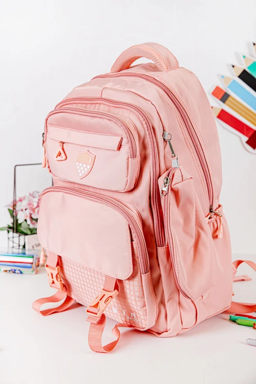 شنطة ظهر مدرسية متعددة الألوان بجيوب متعددة مع مقلمة