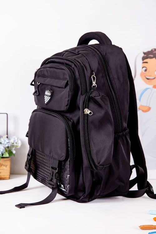 شنطة ظهر مدرسية متعددة الألوان بجيوب متعددة مع مقلمة