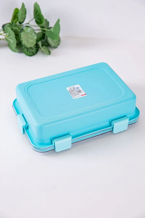 حافظة طعام مدرسية متعددة الألوان مقسمة و مزينة بكتابات و رسومات مع ملعقة و عيدان معدنية