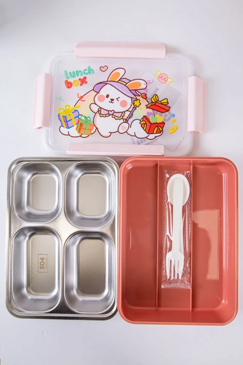 حافظة طعام مدرسية متعددة الألوان مقسمة و مزينة برسومات كرتونية مع ملعقة و شوكة بلاستيك
