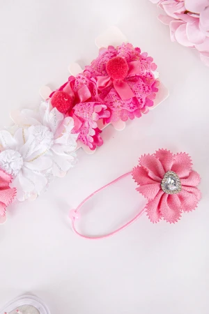 ربطة شعر 6 حبات على شكل ورود مزيج من اللون الوردي الفاتح و الغامق و الأبيض