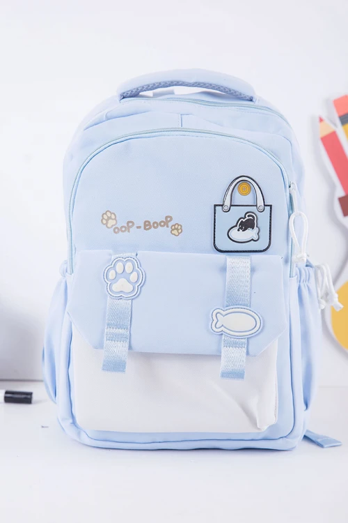 شنطة ظهر مدرسية متعددة الألوان بجيوب متعددة