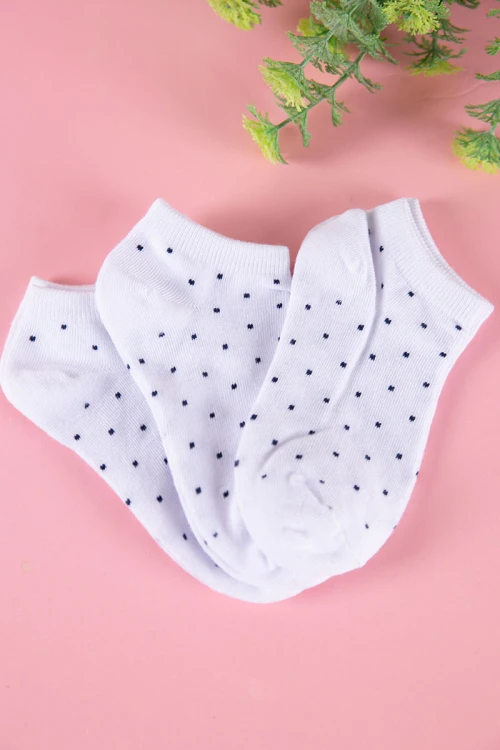 جوارب بناتي لون أبيض منقط باللون الأسود 3 حبات
