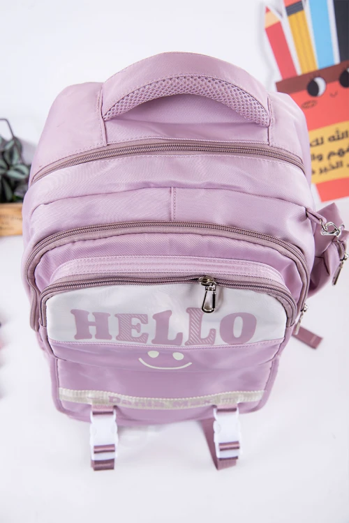 شنطة ظهر مدرسية متعددة الألوان بجيوب متعددة مع مقلمة