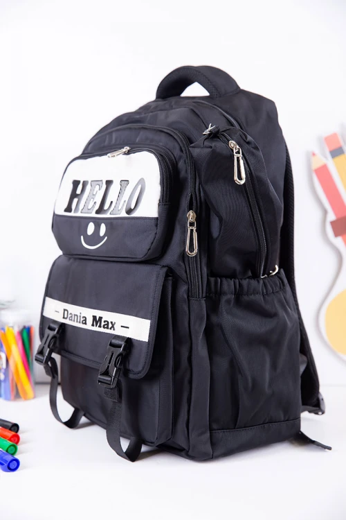 شنطة ظهر مدرسية متعددة الألوان بجيوب متعددة مع مقلمة