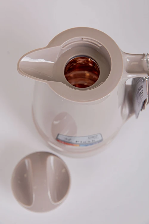 ترمس للقهوة أو الشاي لون لحمي حافظ للحرارة و البرودة بسعة 1 لتر