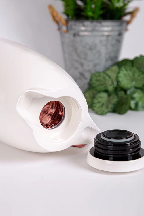 ترمس للقهوة و الشاي لون أبيض حافظ للحرارة و البرودة بسعة 0.5 لتر