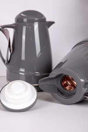 طقم 2 ترامس للقهوة و الشاي لون رصاصي حافظ للحرارة و البرودة بسعة 1.6 لتر