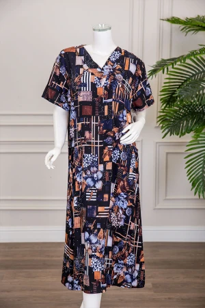 قميص نسائي ميدي مزين برسومات و أشكال ملونة بفصوص ياقة قصة سبعة و أكمام قصيرة 