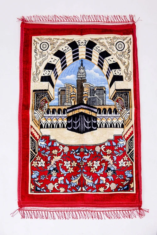 سجادة صلاة متعددة الألوان مزينة برسومات و زخارف من الأمام