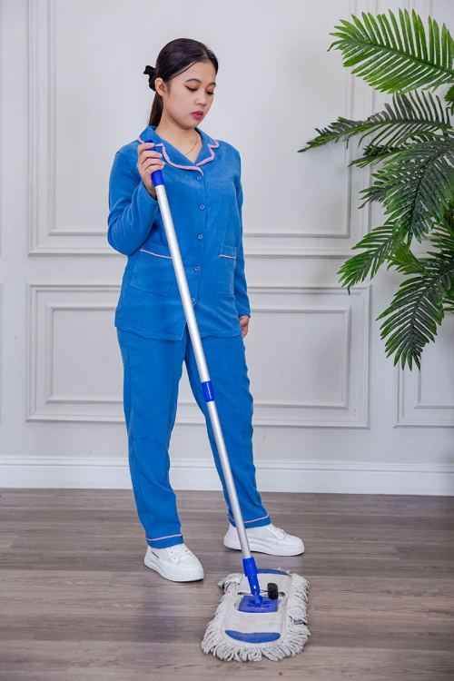 بيجامة عاملة شتوية قطعتين متعددة الألوان بلوزة بياقة مطوية و بجيوب و أزرار من الأمام مع بنطلون طويل