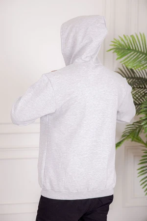 جاكت رجالي شتوي لون رمادي فاتح قبعة متصلة برباط و بسحاب من الأمام مع جيب الكنغر و بأكمام طويلة 