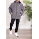 جاكيت رجالي شتوي منفوخ لون رصاصي بقبعة رأس منفصلة قابلة للتركيب و أكمام طويلة بجيوب وسحاب من الأمام