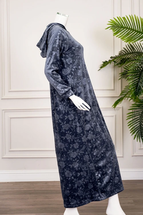 قميص نسائي شتوي طويل لون رصاصي مشجر ياقة بقبعة متصلة و بأكمام طويلة