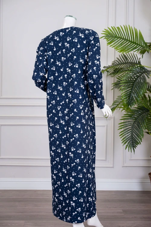 قميص نسائي طويل لون كحلي مشجر ياقة دائرية بأزرار و بأكمام طويلة