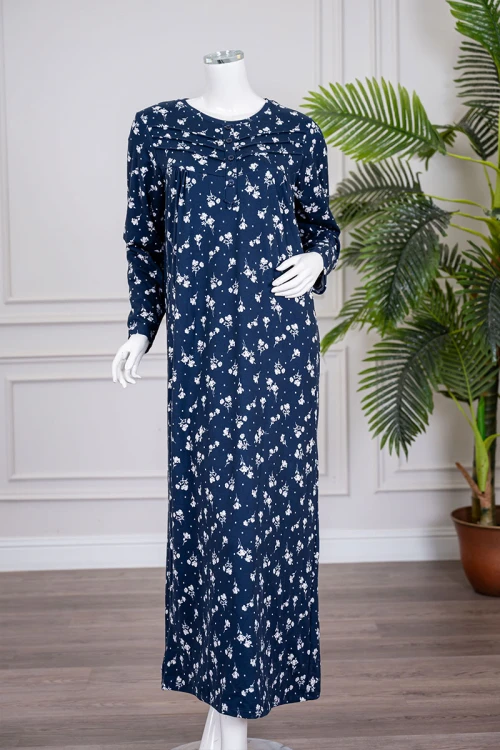 قميص نسائي طويل لون كحلي مشجر ياقة دائرية بأزرار و بأكمام طويلة