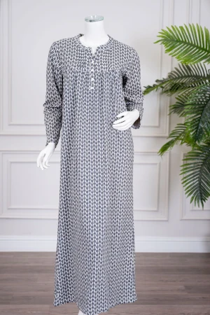 قميص نسائي طويل مزخرف باللون الرمادي ياقة دائرية بأزرار و بأكمام طويلة