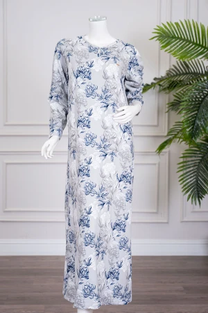 قميص نسائي طويل لون رمادي فاتح مشجر باللون الأبيض و الكحلي ياقة دائرية و بأكمام طويلة