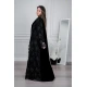 عباية شتوية سوداء من المخمل مزينة بالدانتيل مع طرحة