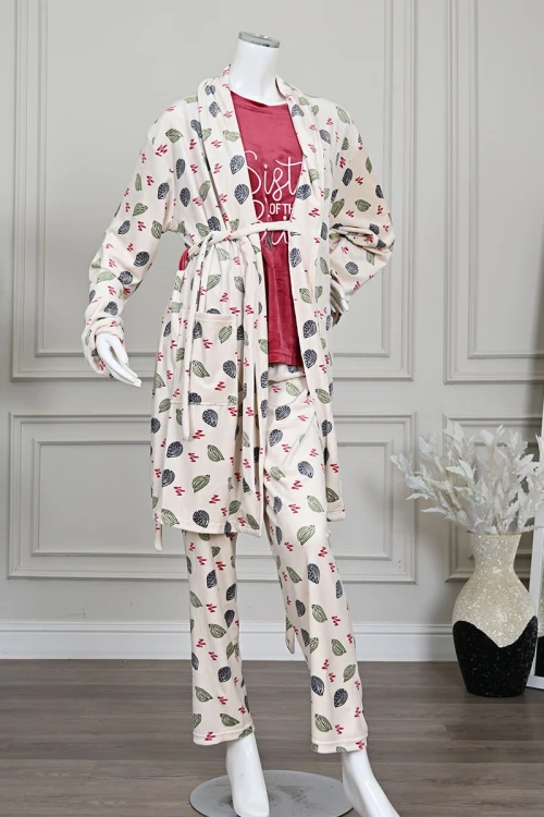 بيجاما نسائية شتوية 3 قطع بلوزة داخلية لون وردي بياقة دائرية بدون أكمام