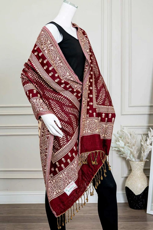 شال كشميري نسائي متعدد الألوان بنقوش ملونة