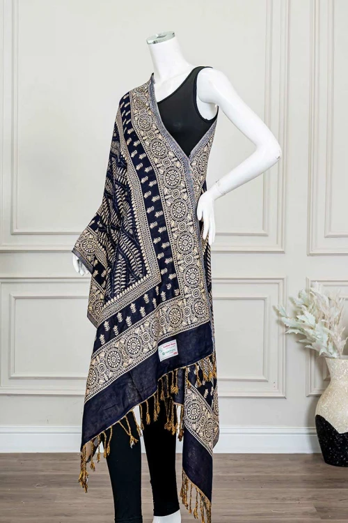 شال كشميري نسائي متعدد الألوان بنقوش ملونة