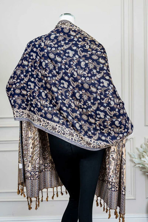 شال كشميري نسائي لون كحلي بنقوش ملونة