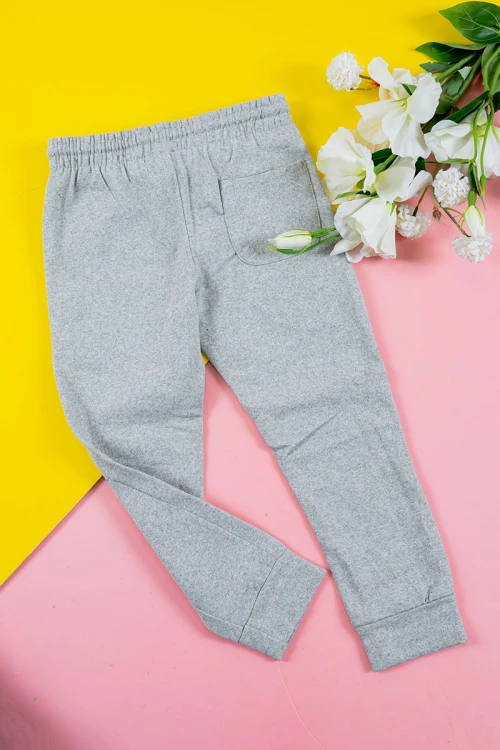 بنطلون ولادي طويل لون رمادي بجيوب و برباط في الخصر