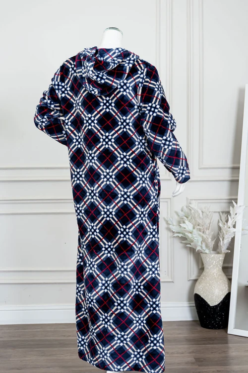 قميص-نسائي-طويل-شتوي-متعدد-الألوان-مع-تداخلات-بأشكال-